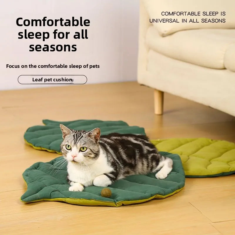 Leaf-Shaped Cat Lounge Mat
