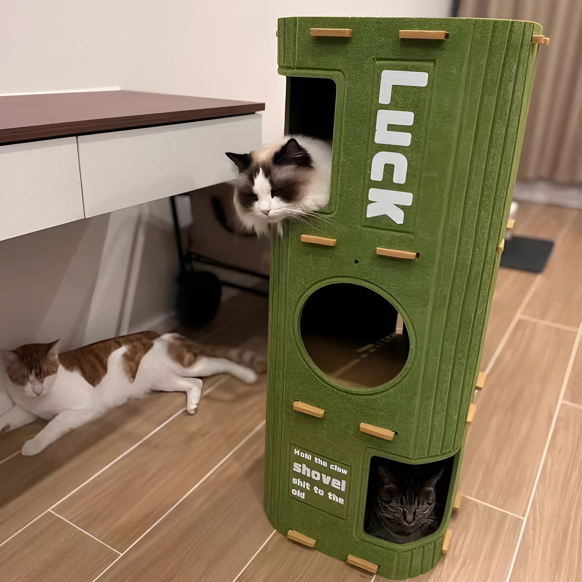 Multi-Level Enclosed Cat Nest Tower