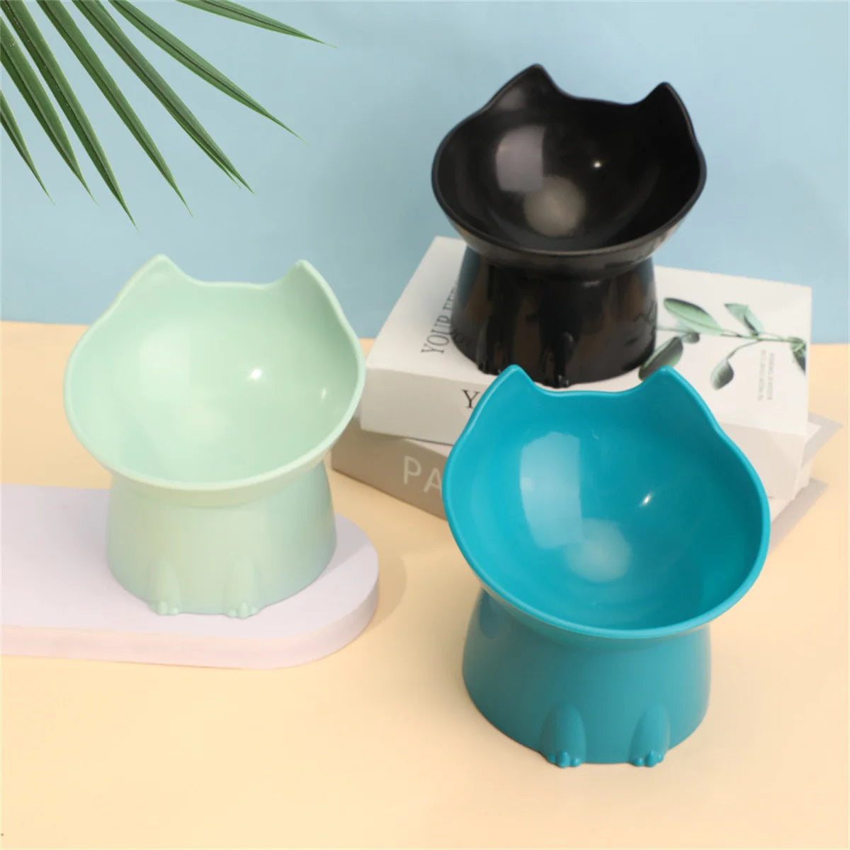 Tilted Elevated Cat Bowl